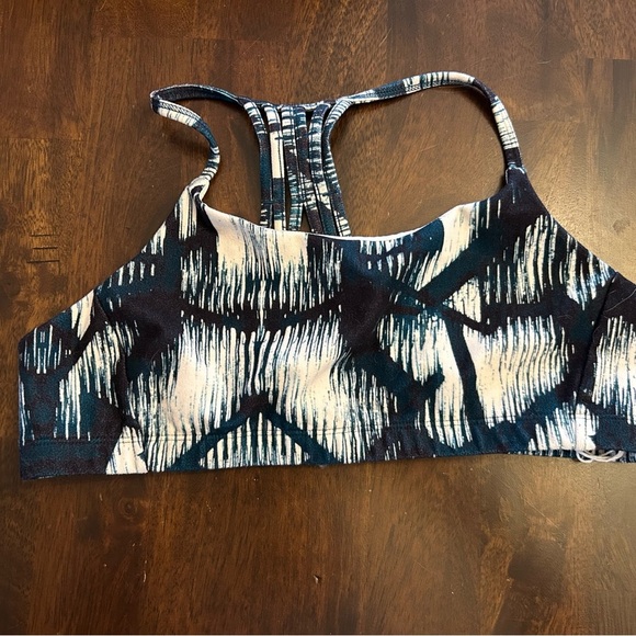 Mossimo Patterned Sports Bra - Picture 1 of 3